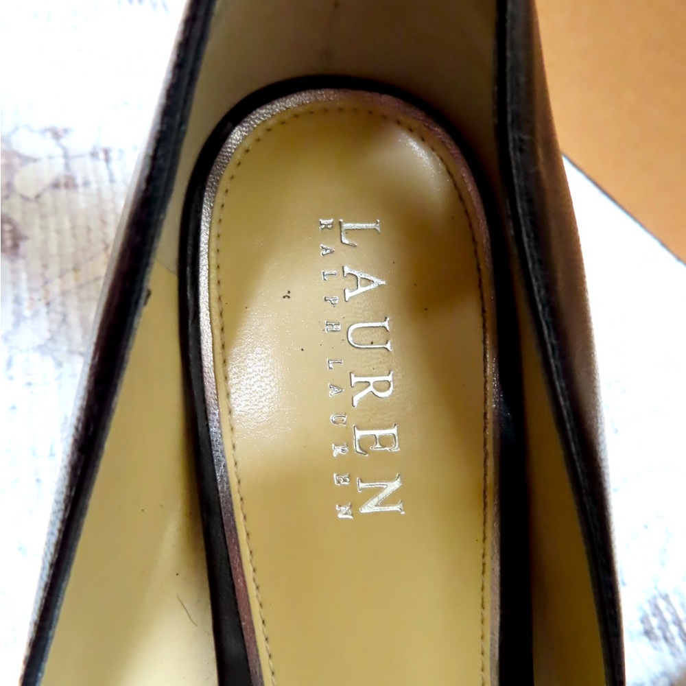 Ralph Lauren Black leather pumps